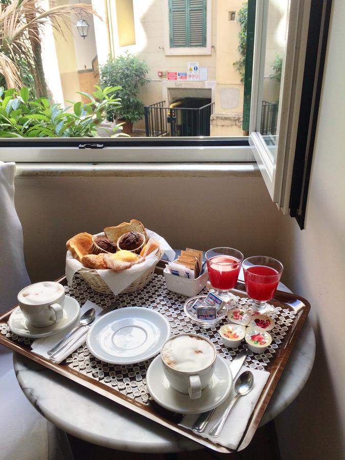 The Center Of Rome B&B Extérieur photo