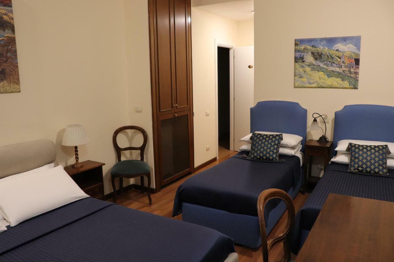 The Center Of Rome B&B Extérieur photo